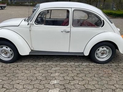 Używany VW Käfer 34 KM (25 kW) 1972 Biały Sedan/Limuzyna