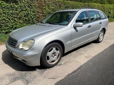 Mercedes C200
