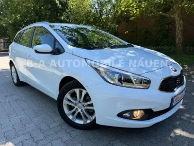 Gebraucht Kia Ceed Sportswagon 99 PS (72 kW) 2012 Weiß Kombi
