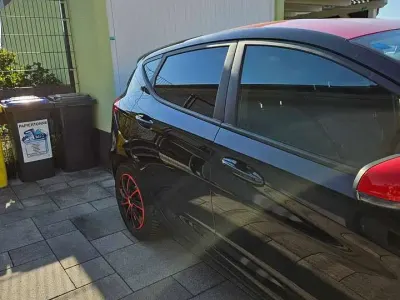Gebraucht Ford Fiesta 86 PS (63 kW) 2018 Schwarz Kleinwagen