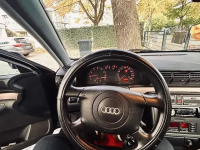 Używany Audi A4 101 KM (74 kW) 1998 Sedan/Limuzyna