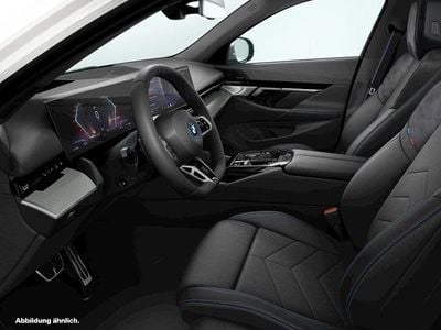 Usata BMW i5 Comfort Edition 250 kW (340 CV) 2025 Sonderlackierung Station wagon