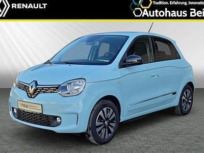 Second-hand Renault Twingo Techno 60 kW (82 CP) 2023 Albastru Hatchback