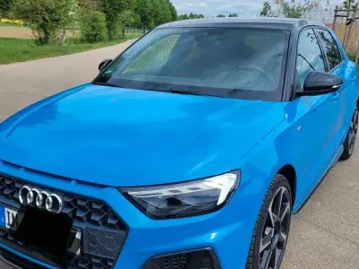 Gebraucht Audi A1 Sportback Advanced 150 PS (110 kW) 2019 Blau Kleinwagen