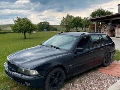 BMW 528