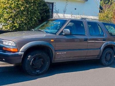 Second-hand Chevrolet Blazer 193 CP (141 kW) 1999 Maro SUV
