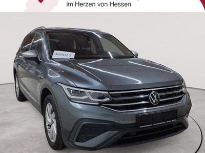 Gebraucht VW Tiguan Allspace Life 150 PS (110 kW) 2022 Platinum grey metallic SUV