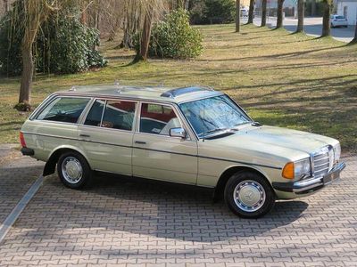 Gebraucht Mercedes 200 109 PS (80 kW) 1986