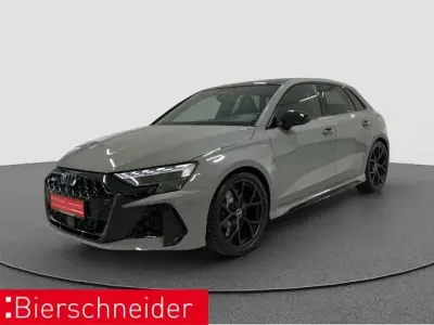 Gebraucht Audi RS3 Sport 400 PS (294 kW) 2025 Grau Limousine