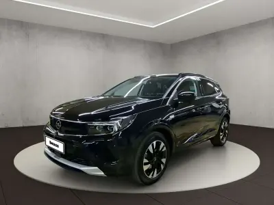 Gebraucht Opel Grandland X Elegance 131 PS (96 kW) 2023 Diamant schwarz / karbon schwarz SUV