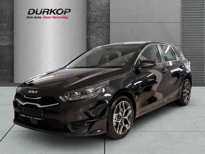 Neu Kia Ceed Spirit 140 PS (102 kW) 2025 (1k) zilinaschwarz met. Kleinwagen