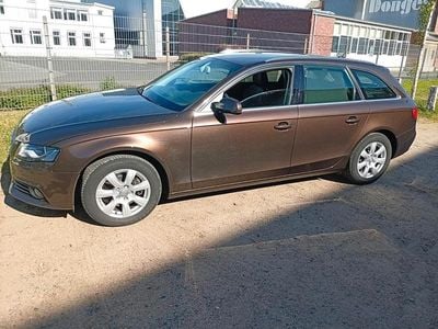 Begagnad Audi A4 179 HK (131 kW) 2011 Brun Kombi