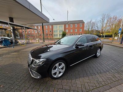 Gebraucht Mercedes E220 Avantgarde 194 PS (142 kW) 2017 Schwarz Kombi