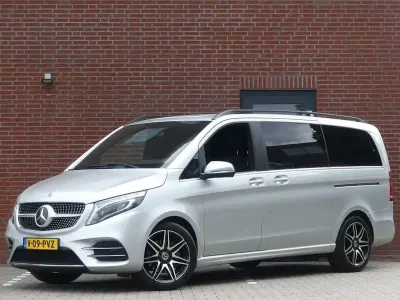 Gebraucht Mercedes V300 Exclusive 237 PS (174 kW) 2022 Grau Van / Kleinbus