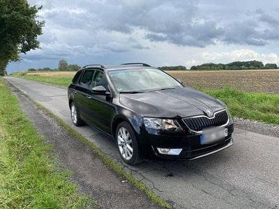 Gebraucht Skoda Octavia Ambition 140 PS (102 kW) 2014 Schwarz Kombi