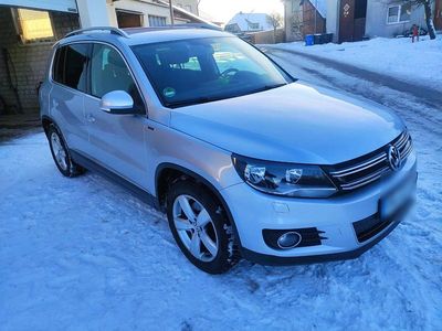 Gebraucht VW Tiguan Sport 125 PS (91 kW) 2016 Silber SUV