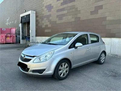 Gebraucht Opel Corsa 80 PS (58 kW) 2008 Silber Kleinwagen
