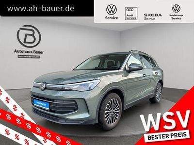 Gebraucht VW Tiguan Life 150 PS (110 kW) 2024 Cipressinogrün metallic (metallic) SUV
