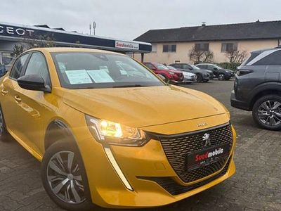 Gebraucht Peugeot 208 Active 100 kW (136 PS) 2022 Gelb Kleinwagen