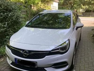 Gebraucht Opel Astra Elegance 146 PS (107 kW) 2019 Weiß Kombi