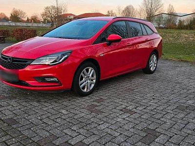 Gebraucht Opel Astra 160 PS (117 kW) 2016 Rot Kombi