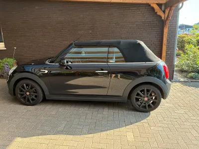 Gebraucht Mini One Cabriolet 102 PS (75 kW) 2016 Schwarz Cabrio