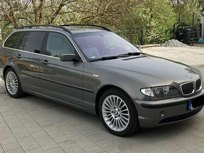 Gebraucht BMW 325 192 PS (141 kW) 2004 Grau Kombi