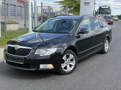 Używany Skoda Superb Family 140 KM (102 kW) 2012 Kombi