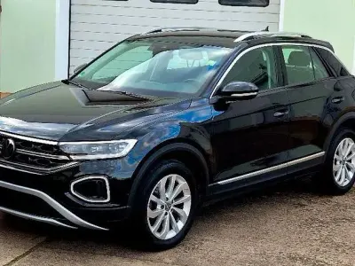 Gebraucht VW T-Roc Style 150 PS (110 kW) 2023 Schwarz SUV