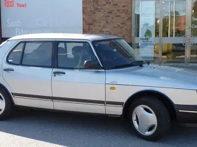 Occasion Saab 900 126 ch (92 kW) 1990 Argent Berline