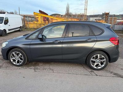 Mineralgrau metallic Gebraucht 2016 BMW 218 Advantage Van / Kleinbus | 10.999 € (Fairer Preis)