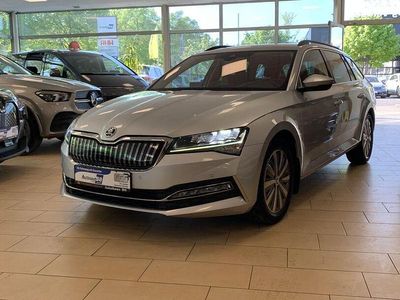 Usata Skoda Superb 218 CV (160 kW) 2021 Argento Station wagon