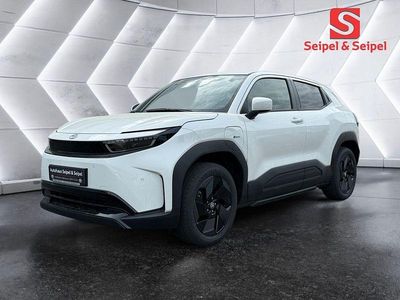 Neu Toyota Urban Cruiser 127 kW (174 PS) 2026 Weiß SUV