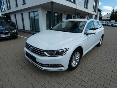 Gebraucht VW Passat Comfortline 120 PS (88 kW) 2016 Weiß Kombi