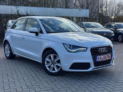 Gebraucht Audi A1 Attraction 122 PS (89 kW) 2012 Gletscherweiss metallic Kleinwagen