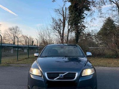 Volvo S40