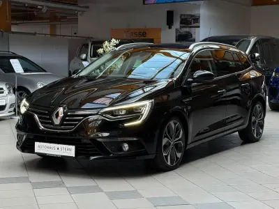 Gebraucht Renault Mégane IV Bose Edition 132 PS (97 kW) 2016 Schwarz Limousine