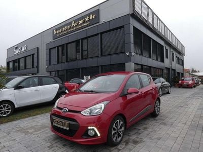 Gebraucht Hyundai i10 Edition 87 PS (63 kW) 2014 Rot Kleinwagen