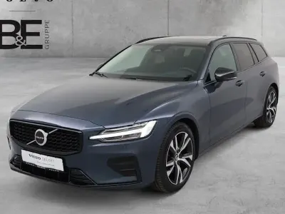 Gebraucht Volvo V60 Plus 197 PS (144 kW) 2025 Blau Kombi