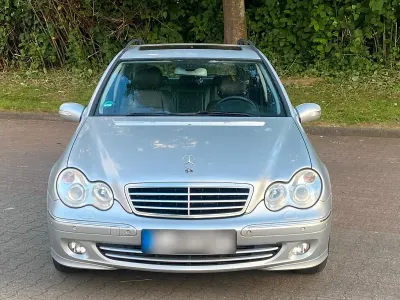 Gebraucht Mercedes C200 Avantgarde 163 PS (119 kW) 2005 Silber Kombi