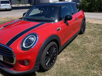 Gebraucht Mini Cooper 139 PS (102 kW) 2019 Orange Kleinwagen