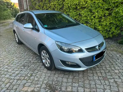 Gebraucht Opel Astra 110 PS (80 kW) 2016 Silber Kombi