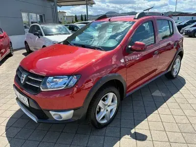 Gebraucht Dacia Sandero Prestige 90 PS (66 kW) 2014 Feuerrot Limousine