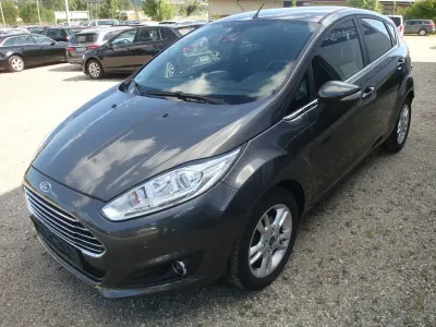 Gebraucht Ford Fiesta Titanium 125 PS (91 kW) 2017 Grau Kleinwagen