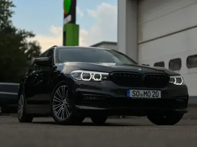 Gebraucht BMW 520 Sport Line 190 PS (139 kW) 2019 Schwarz Kombi