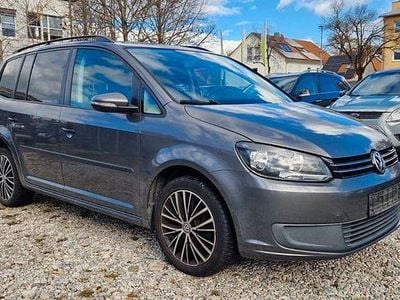 Gebraucht VW Touran Trendline 140 PS (102 kW) 2011 Grau Van / Kleinbus