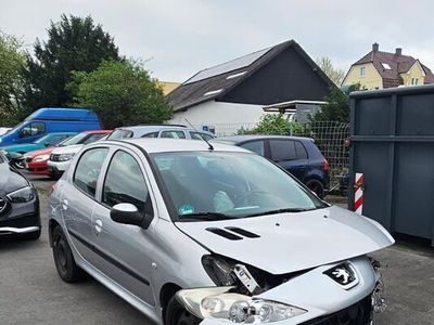 gebraucht Peugeot 206+ 206+ Unfall