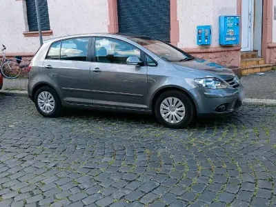 Gebraucht VW Golf V Comfortline 150 PS (110 kW) 2005 Grau Kleinwagen