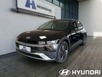 Neu Hyundai Ioniq Techniq 167 kW (228 PS) 2025 Abyss black Kleinwagen
