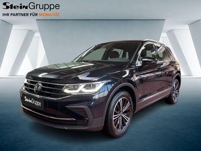 Gebraucht VW Tiguan Move 150 PS (110 kW) 2023 Schwarz SUV